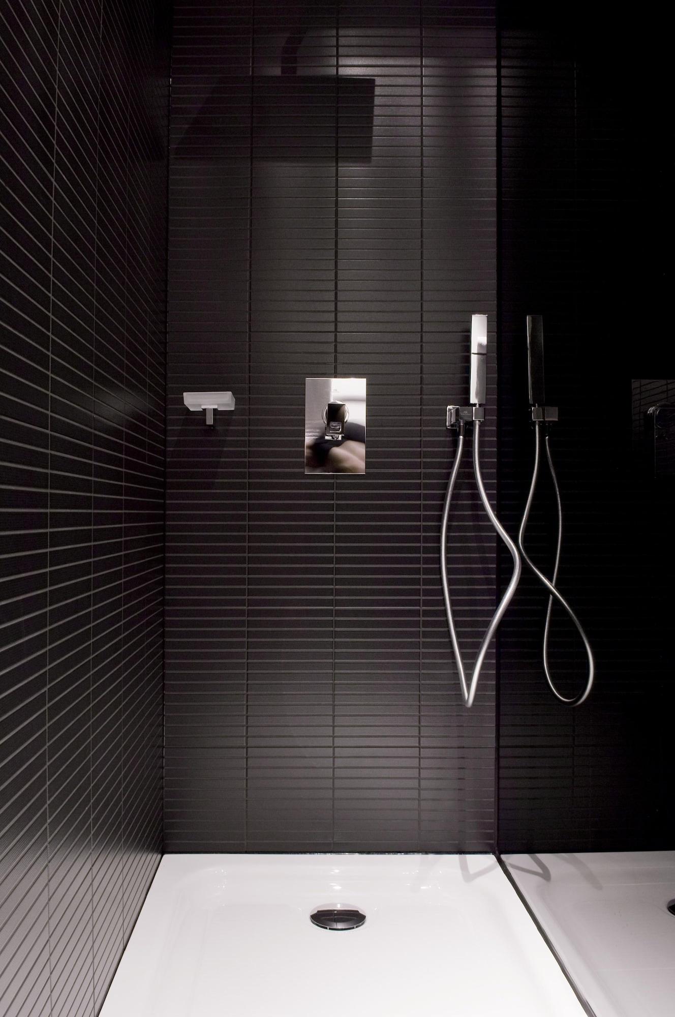Carbon Hotel Genk Luaran gambar