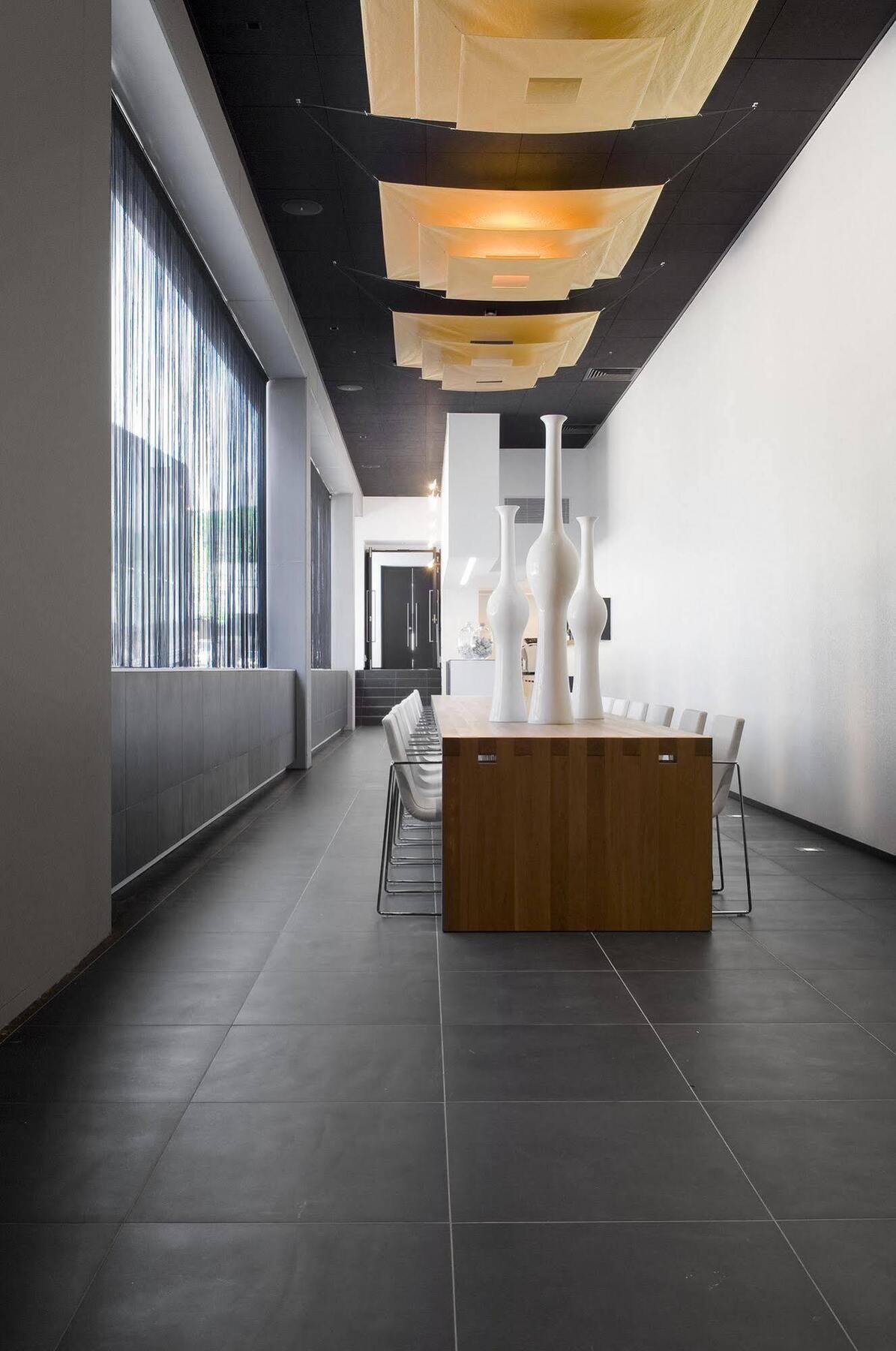 Carbon Hotel Genk Luaran gambar